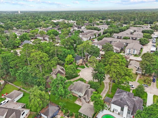 11806 Gardenglen Drive, Houston, TX 77070