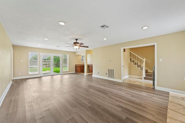 11806 Gardenglen Drive, Houston, TX 77070
