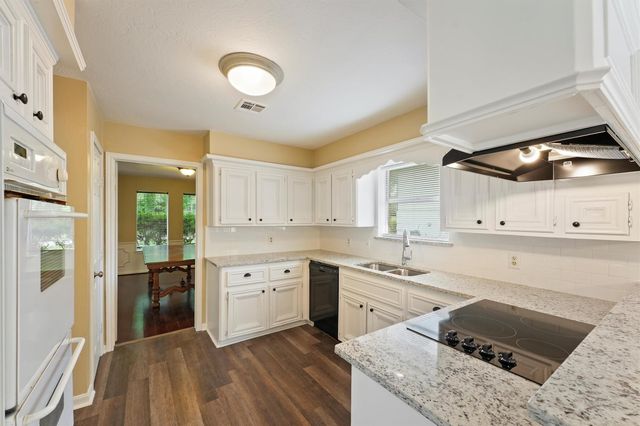 11806 Gardenglen Drive, Houston, TX 77070