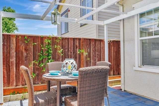 8940 Acorn Way, Gilroy, CA 95020