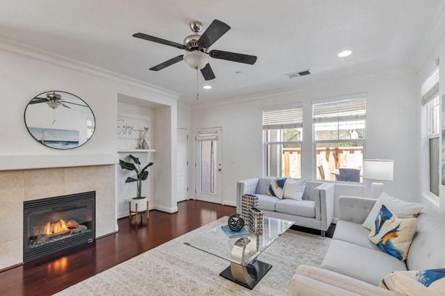 8940 Acorn Way, Gilroy, CA 95020