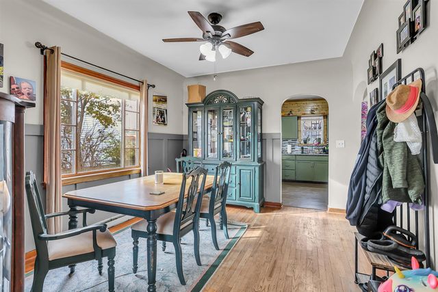 712 N Waterloo Avenue, Jackson, MI 49202