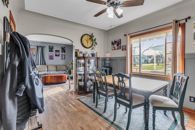 712 N Waterloo Avenue, Jackson, MI 49202