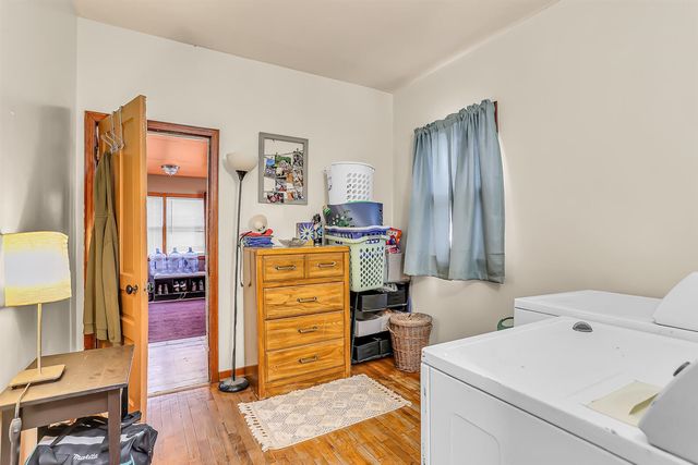 712 N Waterloo Avenue, Jackson, MI 49202