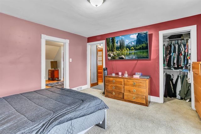 712 N Waterloo Avenue, Jackson, MI 49202