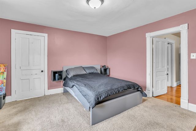 712 N Waterloo Avenue, Jackson, MI 49202