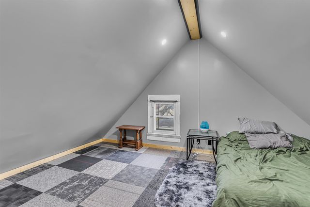 712 N Waterloo Avenue, Jackson, MI 49202