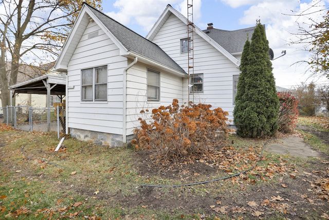 712 N Waterloo Avenue, Jackson, MI 49202