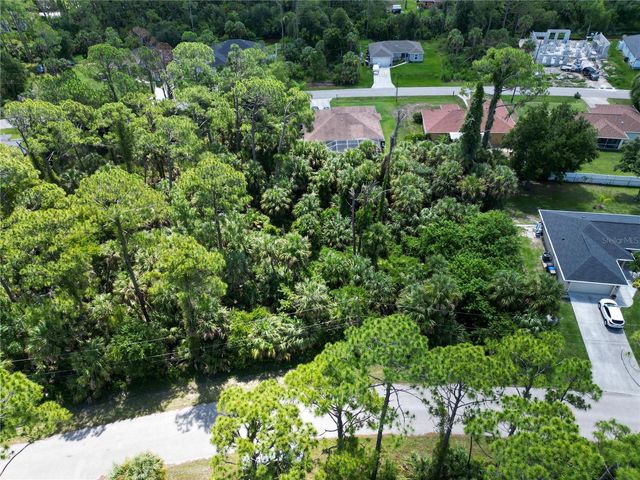 MAYWOOD LANE, North Port, FL 34286