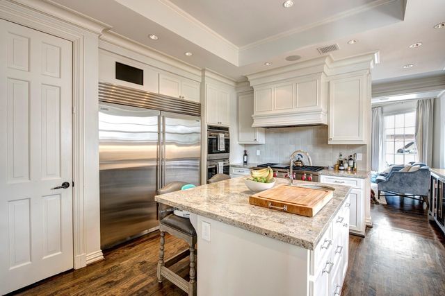 3440 Locke Lane, Houston, TX 77027