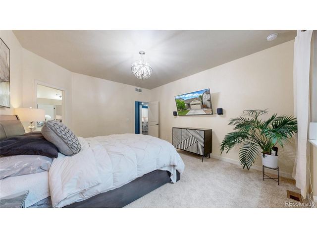 841 Jenny Ln, Berthoud, CO 80513