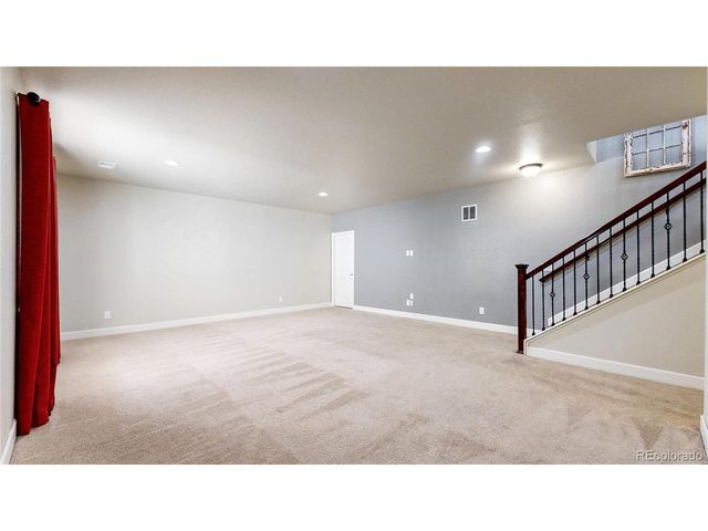 841 Jenny Ln, Berthoud, CO 80513