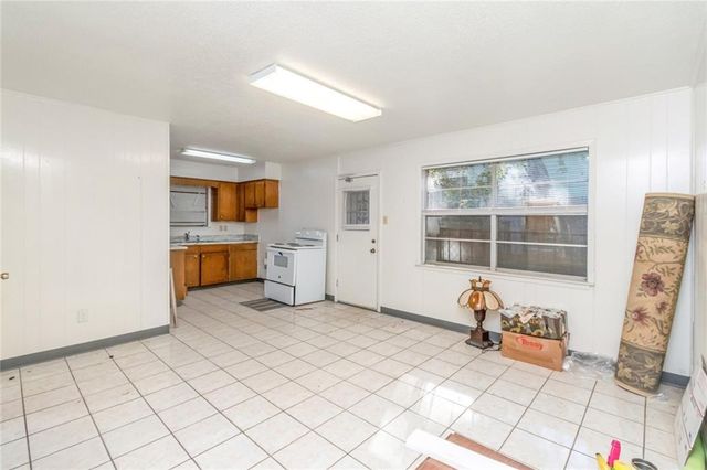 63 N Julia Street, Mobile, AL 36604
