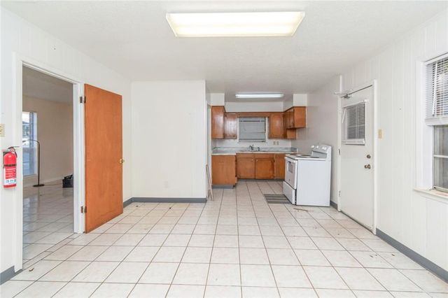 63 N Julia Street, Mobile, AL 36604
