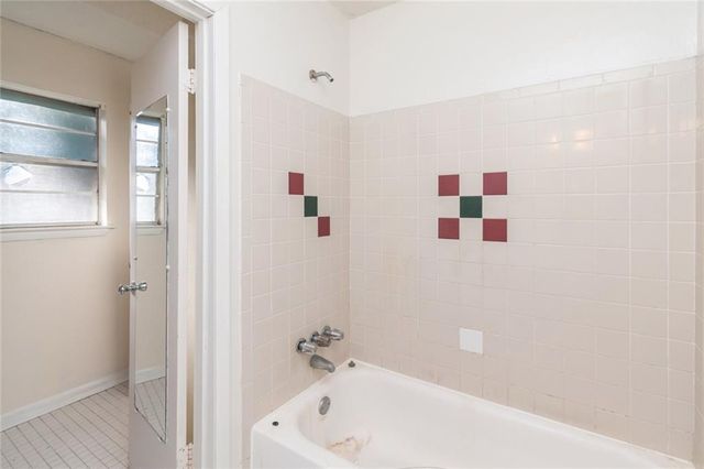63 N Julia Street, Mobile, AL 36604