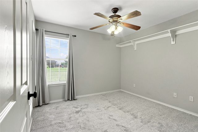 101 Cheyenne Trail, Trenton, TX 75490