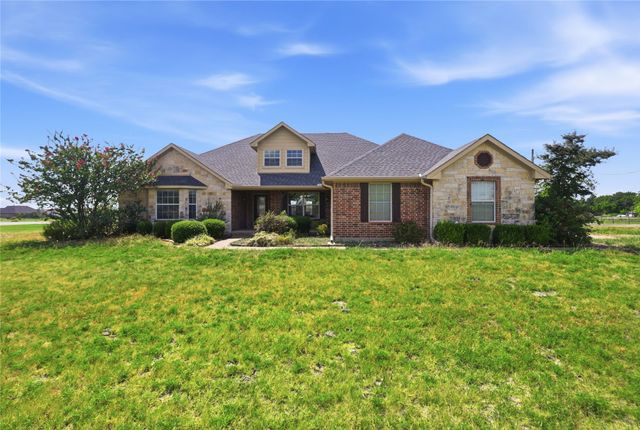 101 Cheyenne Trail, Trenton, TX 75490