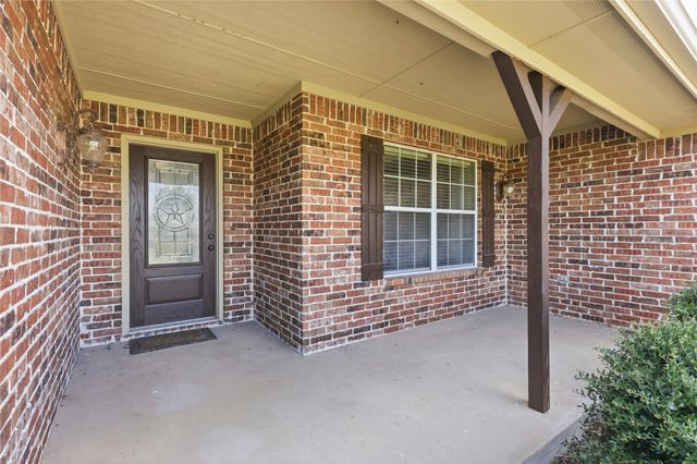 101 Cheyenne Trail, Trenton, TX 75490