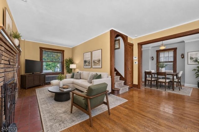 31 Frederick St, Morristown Town, NJ 07960