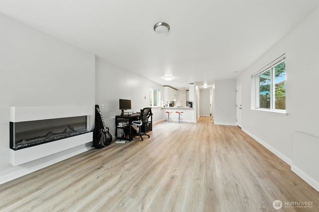 3806 Wetmore Avenue, Everett, WA 98201