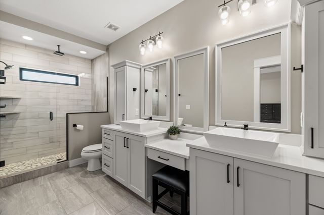 685 Daybreak Drive, Waukee, IA 50263