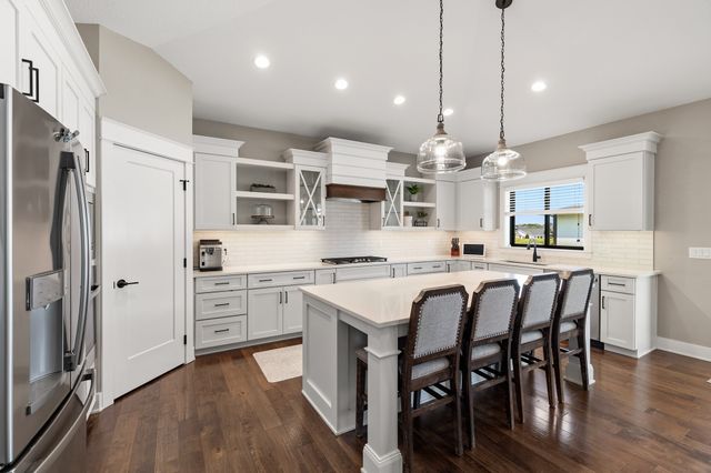 685 Daybreak Drive, Waukee, IA 50263
