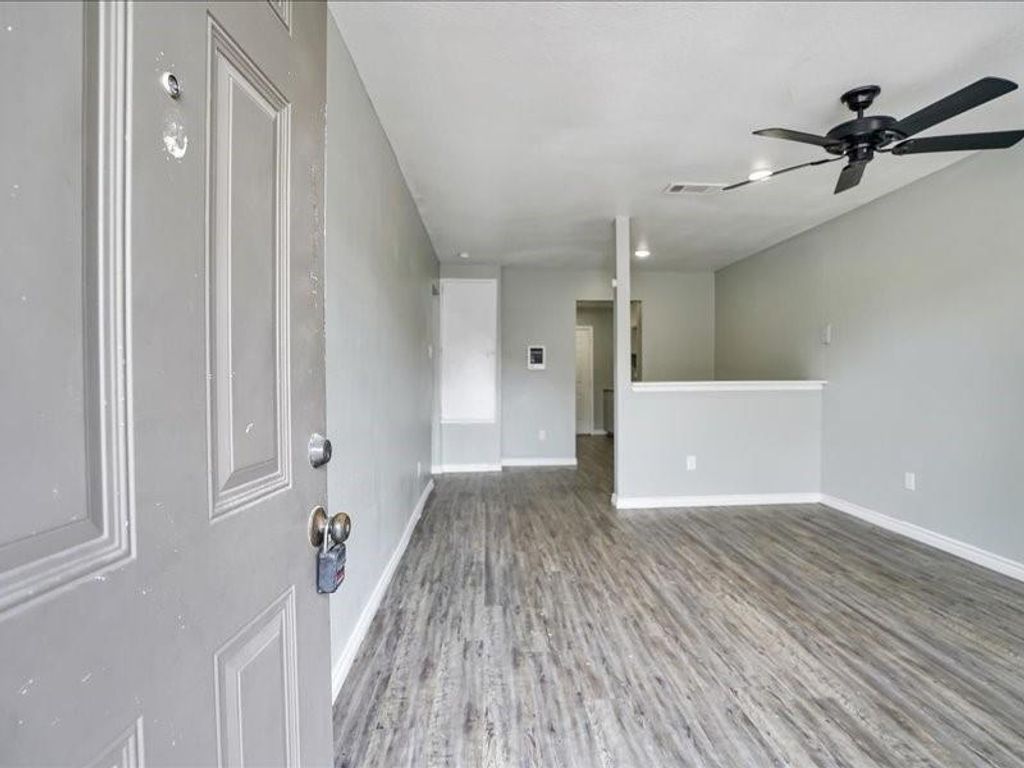 5117 Lavender 5161, Houston, TX 77026