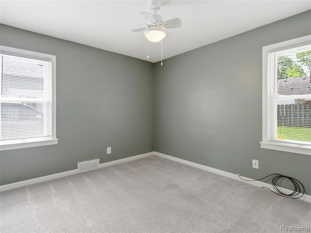 2204 Brockton Avenue, Royal Oak, MI 48067