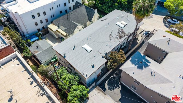 736 Gramercy Drive, Los Angeles, CA 90005