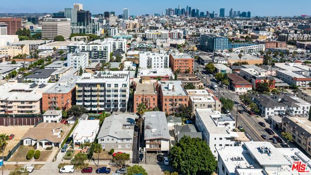 736 Gramercy Drive, Los Angeles, CA 90005