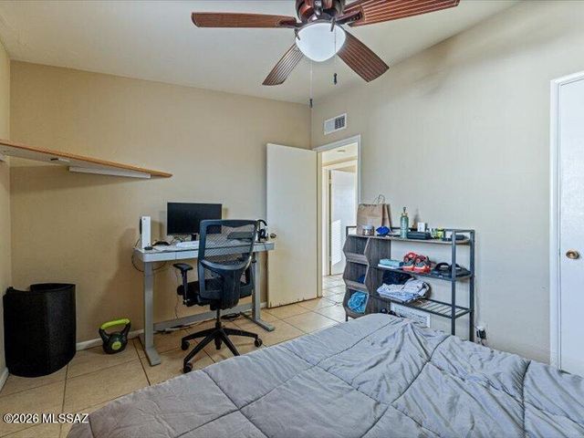 542 N Avenida De Suenos, Tucson, AZ 85745