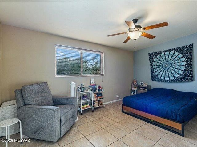 542 N Avenida De Suenos, Tucson, AZ 85745