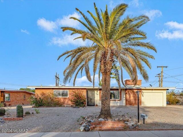 542 N Avenida De Suenos, Tucson, AZ 85745