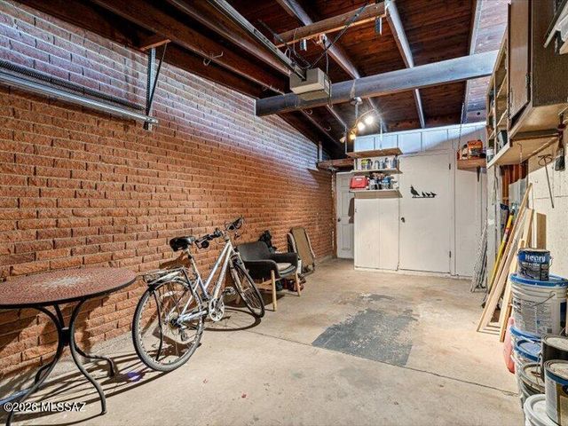 542 N Avenida De Suenos, Tucson, AZ 85745