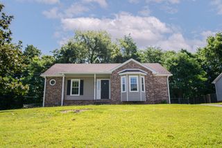 2833 Teakwood Drive, Clarksville, TN 37040