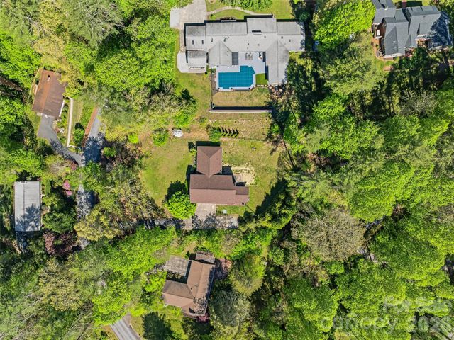 73 Redwood Street, Brevard, NC 28712