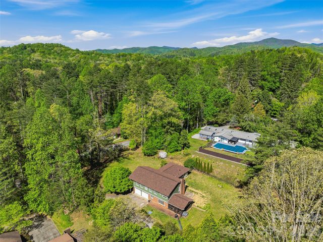73 Redwood Street, Brevard, NC 28712