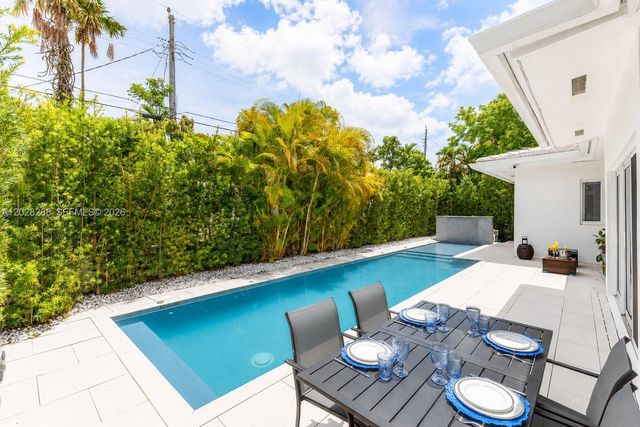 857 NE 98th St, Miami Shores, FL 33138