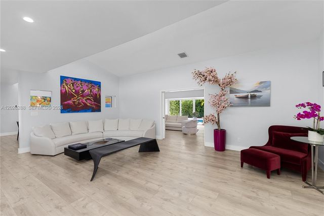 857 NE 98th St, Miami Shores, FL 33138