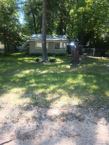 4910 Edgewood Drive, Hayes Township, MI 48625