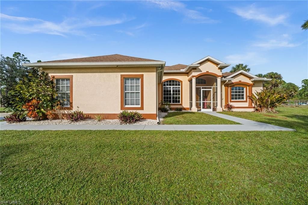 2685 14th AVE SE, Naples, FL 34117