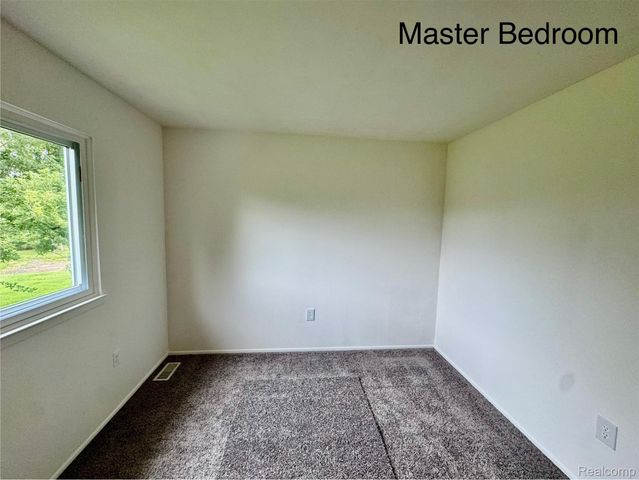 8315 Camelot Court, Genesee Charter Township, MI 48458