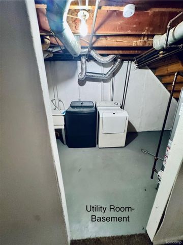 8315 Camelot Court, Genesee Charter Township, MI 48458