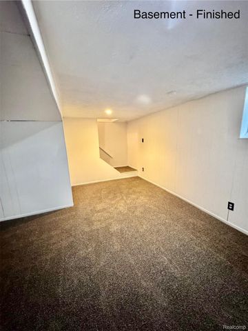 8315 Camelot Court, Genesee Charter Township, MI 48458