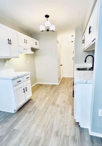 8315 Camelot Court, Genesee Charter Township, MI 48458