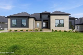 3214 Grand Lakes Dr, Louisville, KY 40299