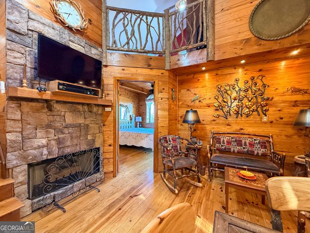 221 Wilson Lane, Blairsville, GA 30512