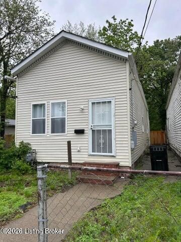 2425 Cedar St, Louisville, KY 40212