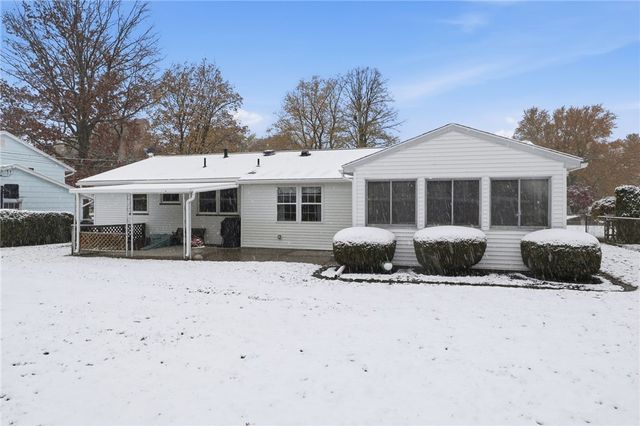 25 Yarkerdale Drive, Greece, NY 14615