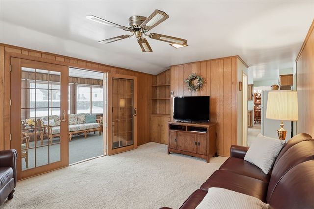 25 Yarkerdale Drive, Greece, NY 14615